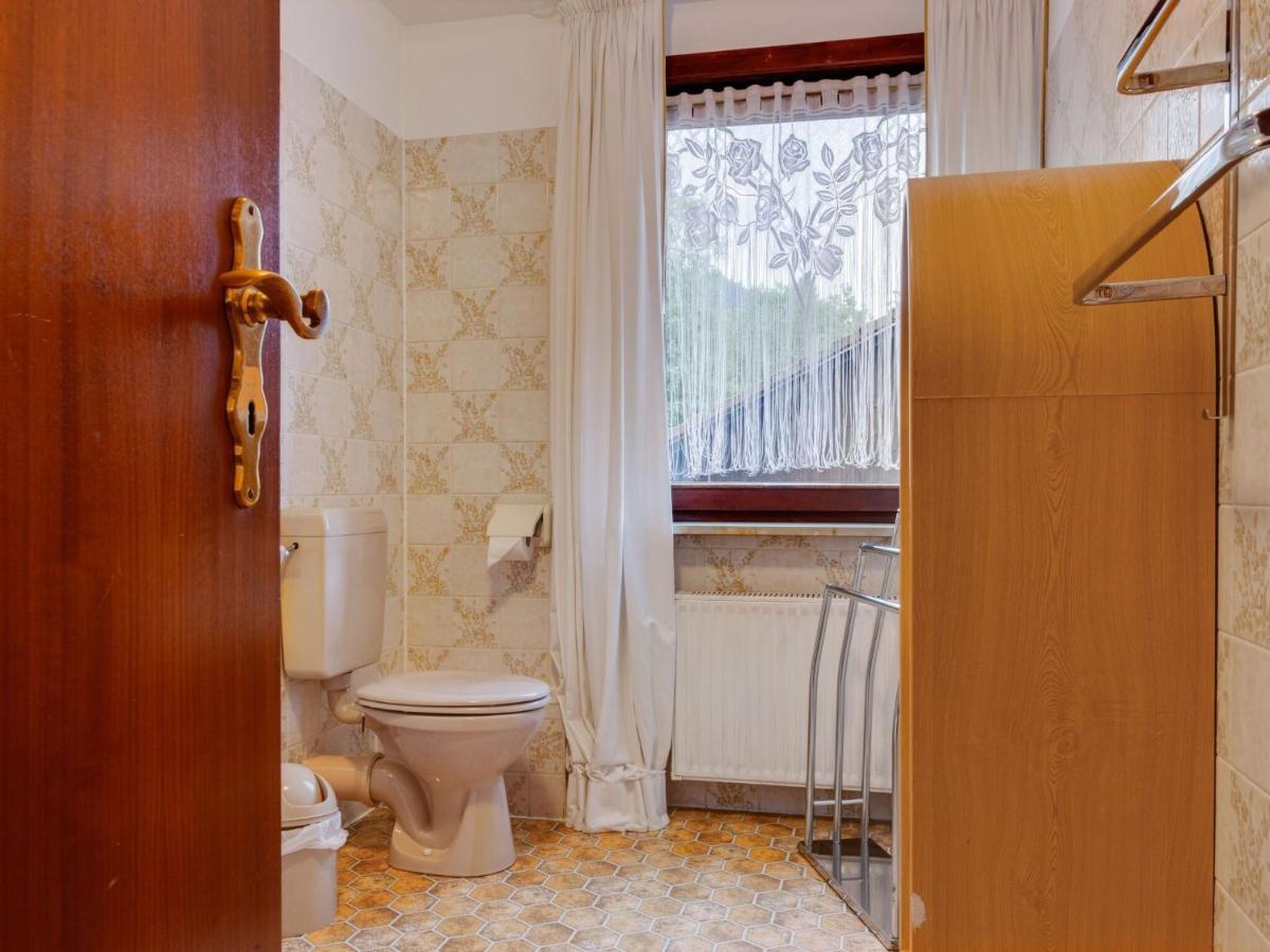 Nice Apartment With Balcony Kamschlacken Bagian luar foto